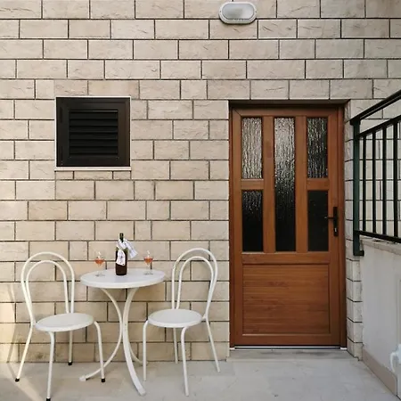 Uncle Apartment Makarska Exterior photo